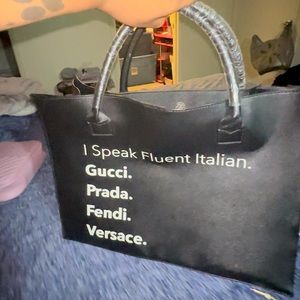 Los Angeles trading company MODERN VEGAN TOTE - Fluent French